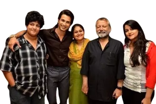 Shahid Kapoor Family Photo