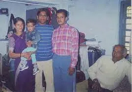M.S. Dhoni old family pic